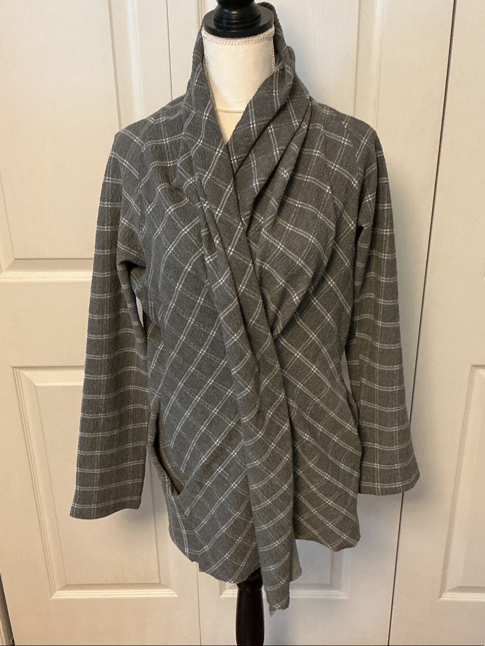 Women's Gray Plaid Shawl-Collar Blazer Jacket